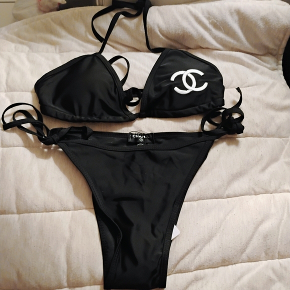Black Chanel Bikini - Picture 2 of 5